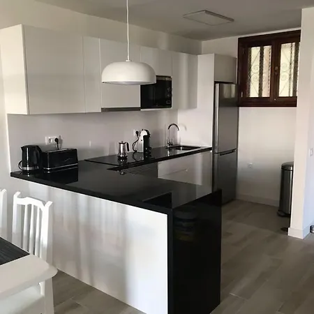 Parque Santiago I: Spacious First Floor With Large Balcony *