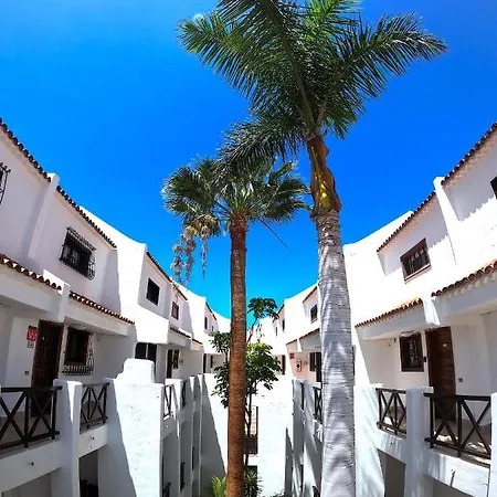 Parque Santiago I: Spacious First Floor With Large Balcony * Playa de las Americas (Tenerife)