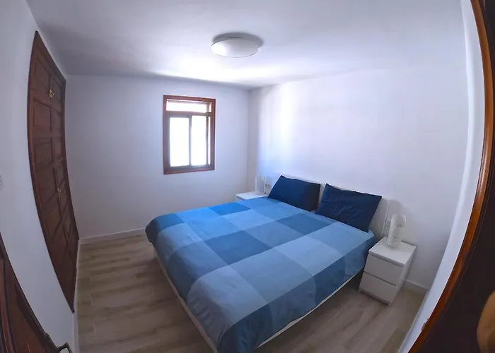 Parque Santiago I - 2 Bedroom - 1 Bathroom - Open Plan Living - Kitchen Area - Extra Large Balcony - First Floor