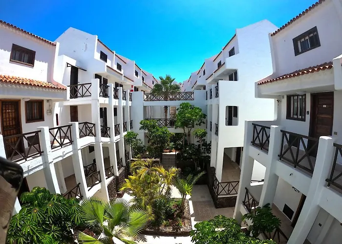 Apartamento Parque Santiago I - 2 Bedroom - 1 Bathroom - Open Plan Living - Kitchen Area - Extra Large Balcony - First Floor